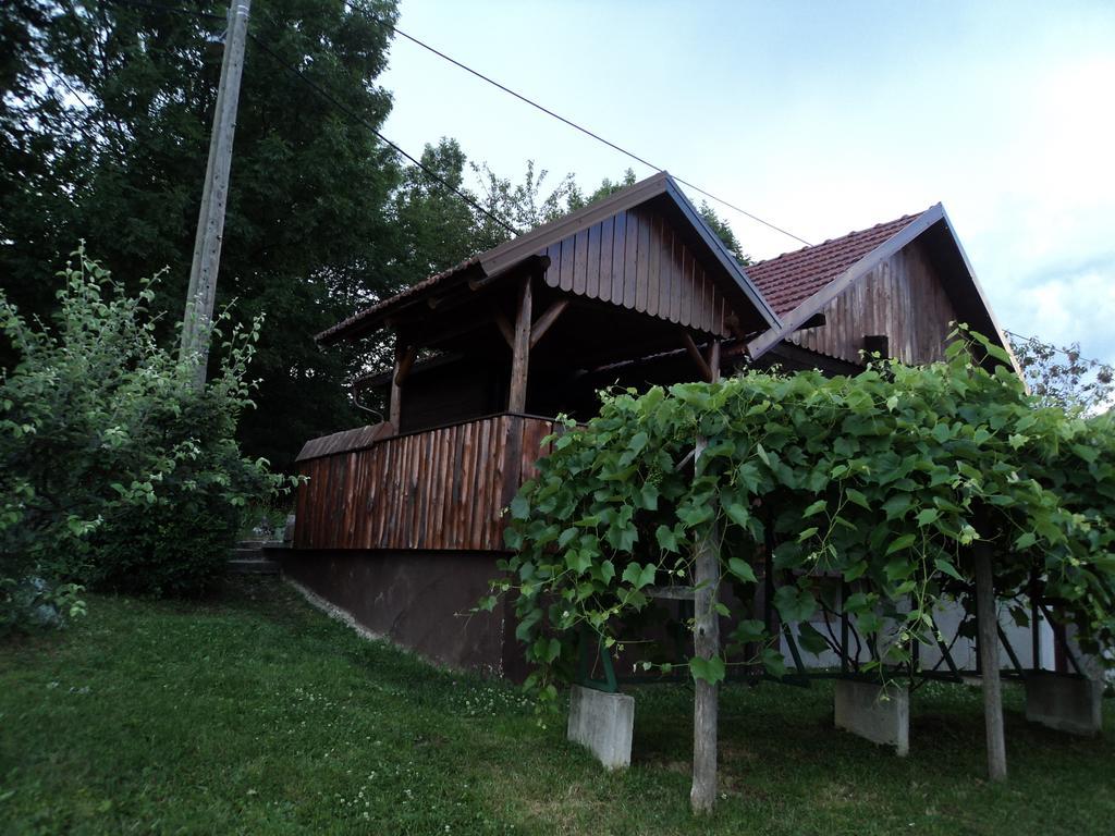 Apartments Novela Poljanak Bilik gambar